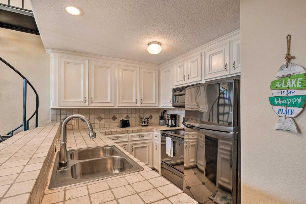 Idyllic Montgomery Condo With Pool And Lake View! Eksteriør billede