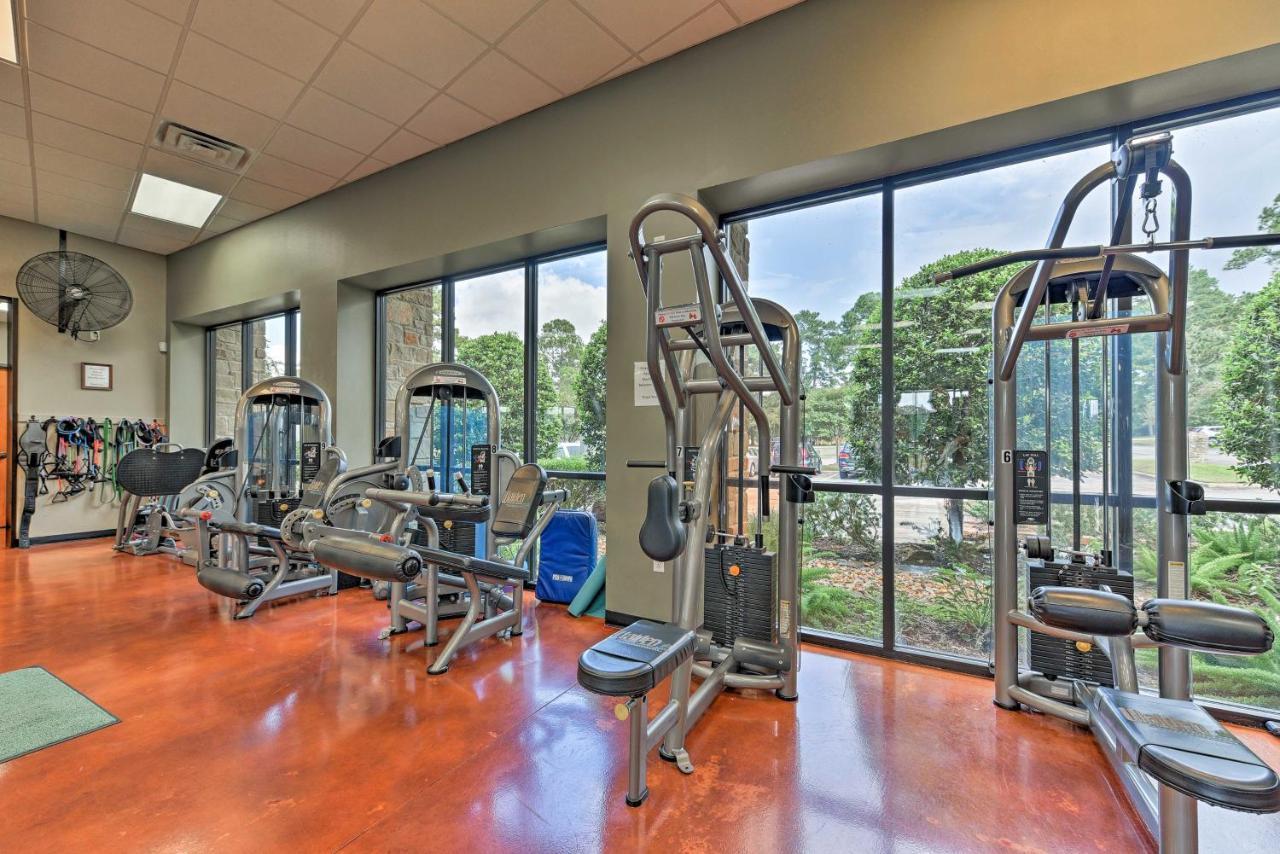 Idyllic Montgomery Condo With Pool And Lake View! Eksteriør billede