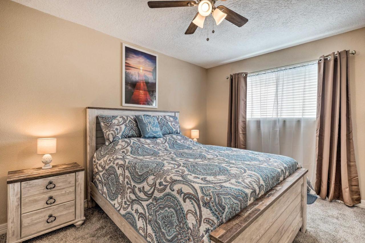 Idyllic Montgomery Condo With Pool And Lake View! Eksteriør billede