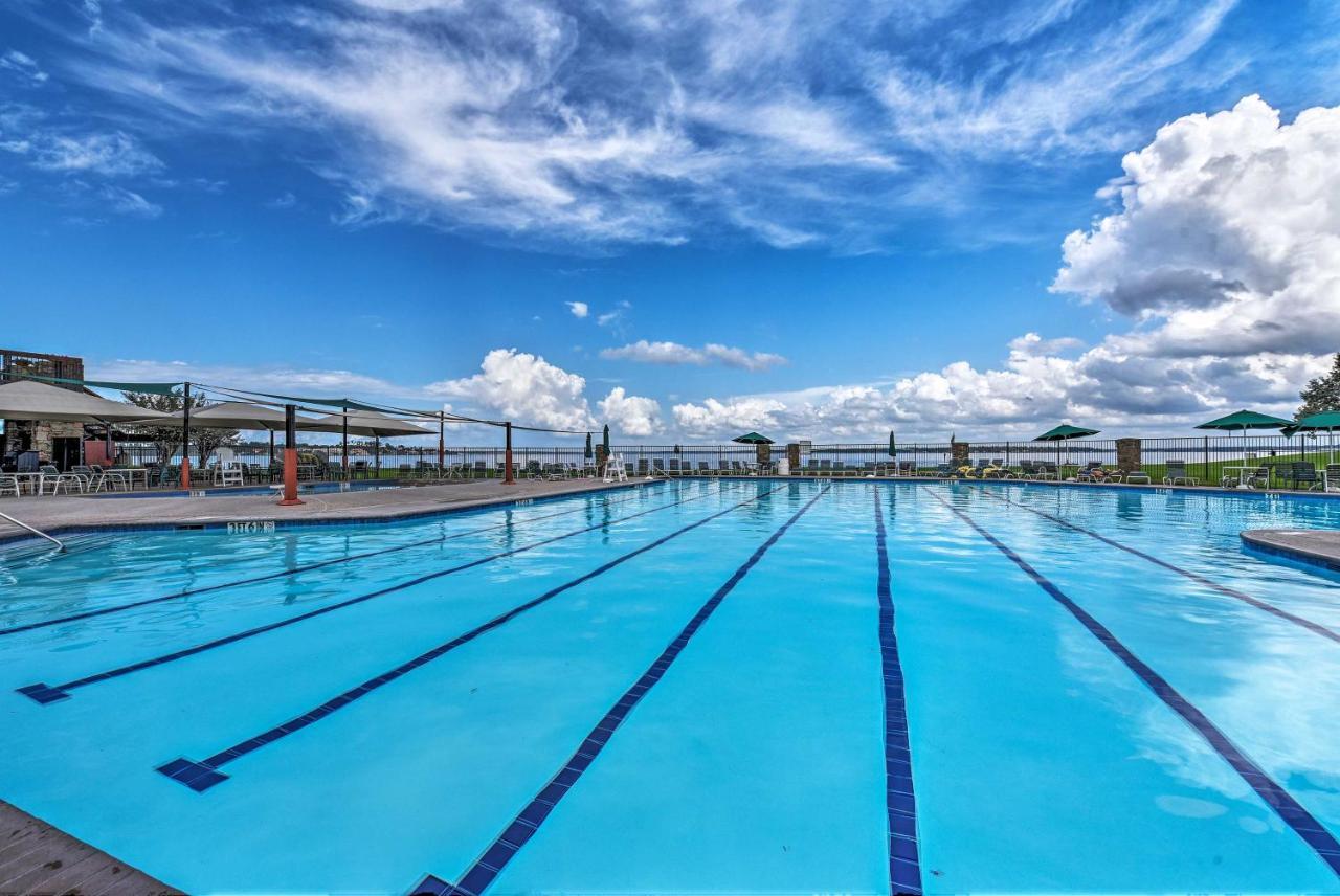 Idyllic Montgomery Condo With Pool And Lake View! Eksteriør billede
